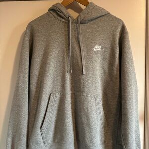 Nike Men's Heather Gray Pullover Hoodie